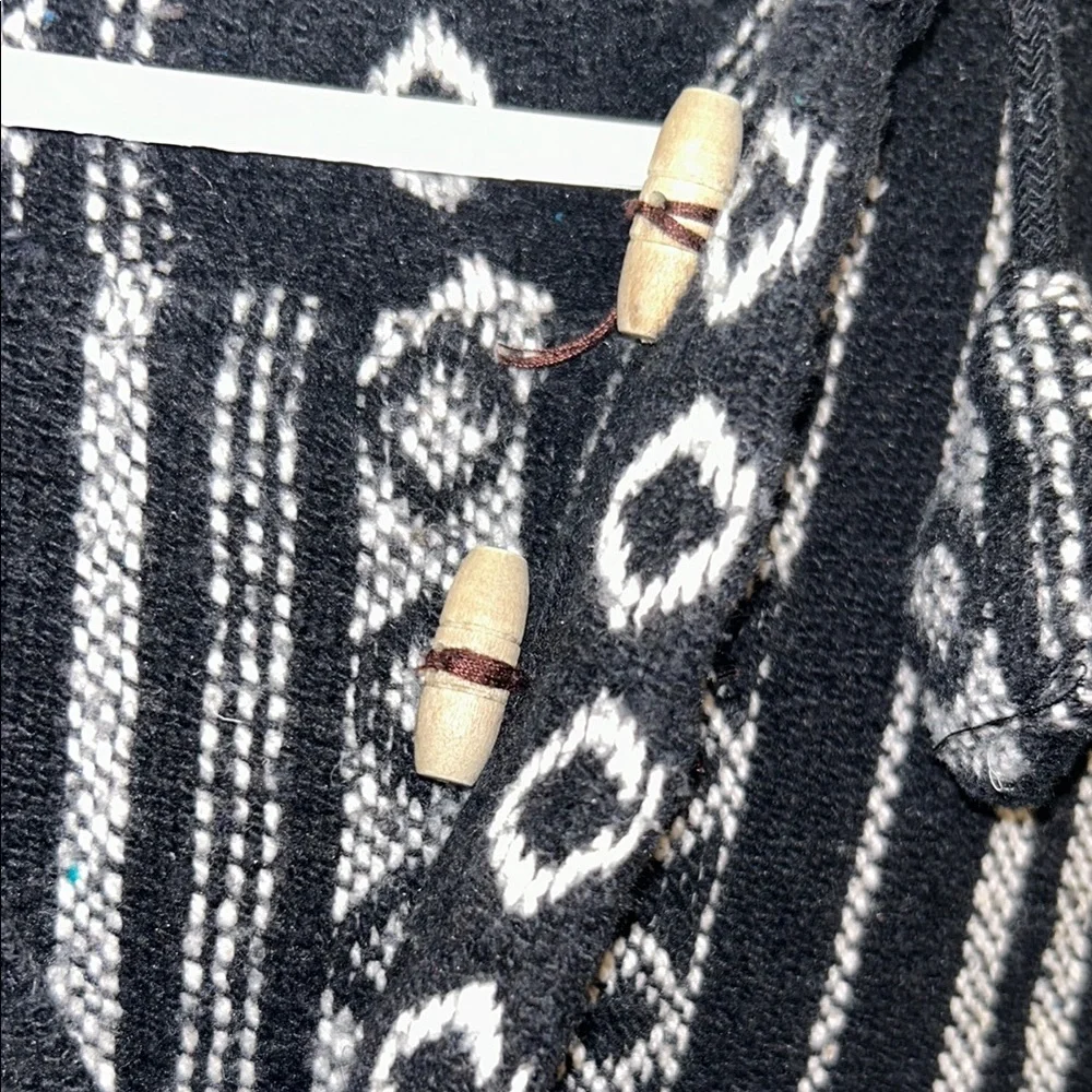 Black and White Striped Poncho - Picture 2 of 8